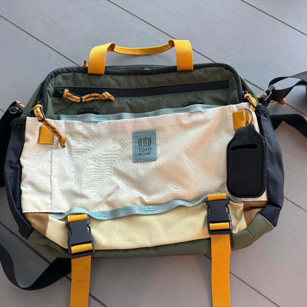 Topo Designs Mountain Cross Pack